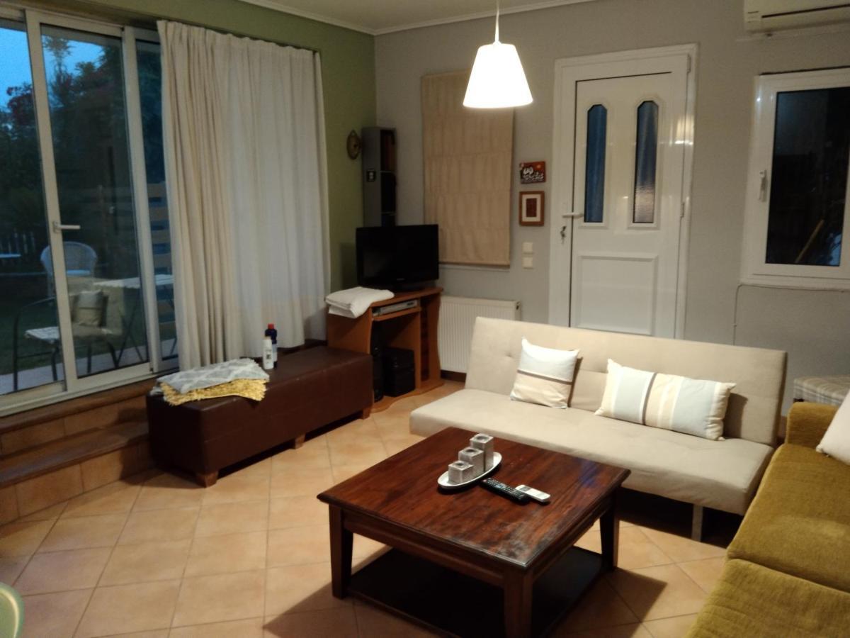 Ησυχες Διακοπες Villa Kalamata Dış mekan fotoğraf